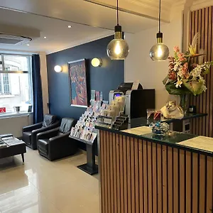 Mary's Republique Hotel Paris