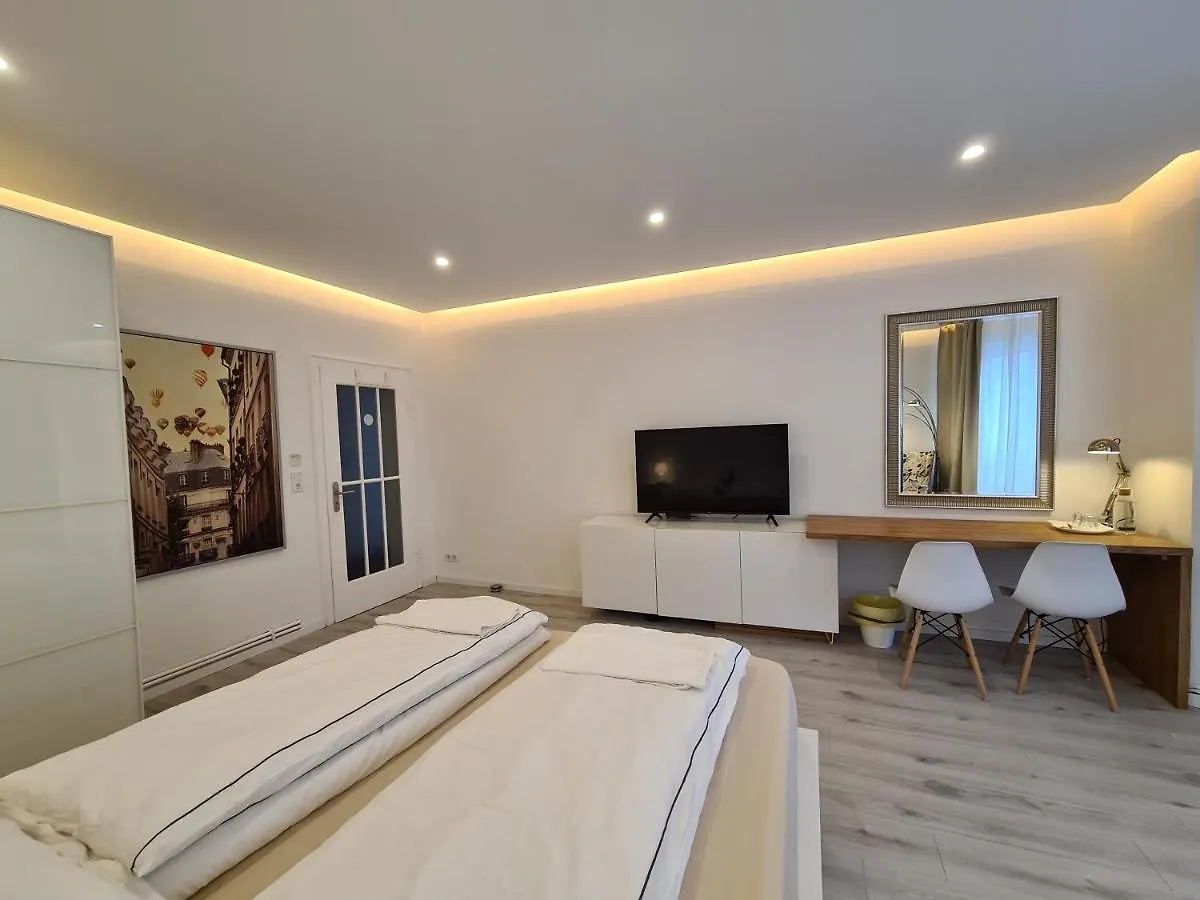 Schoene Ferienwohnung Im Herzen Von Hannover 0*,  Germany